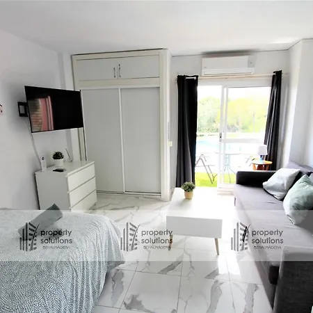 127 Jupiter Estudio. Vista Al Jardin Y La Piscina. Apartment Benalmadena