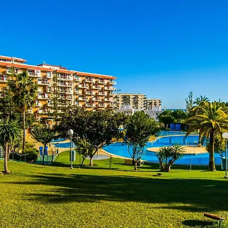 127 Jupiter Estudio. Vista Al Jardin Y La Piscina.