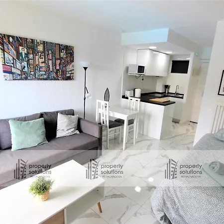 Daire 127 Jupiter Estudio. Vista Al Jardin Y La Piscina.